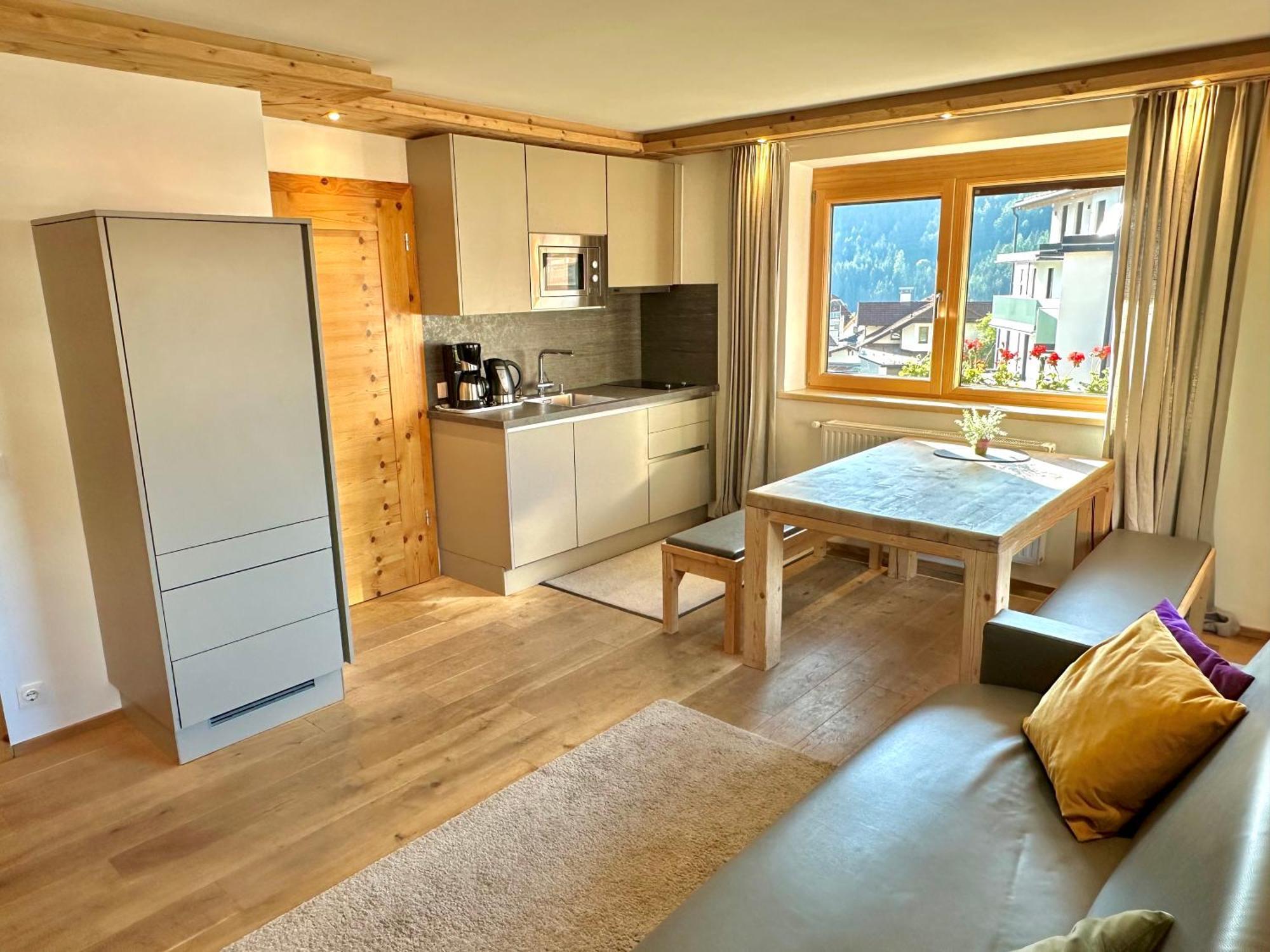 Aparthotel Kroesbacher Fulpmes Extérieur photo